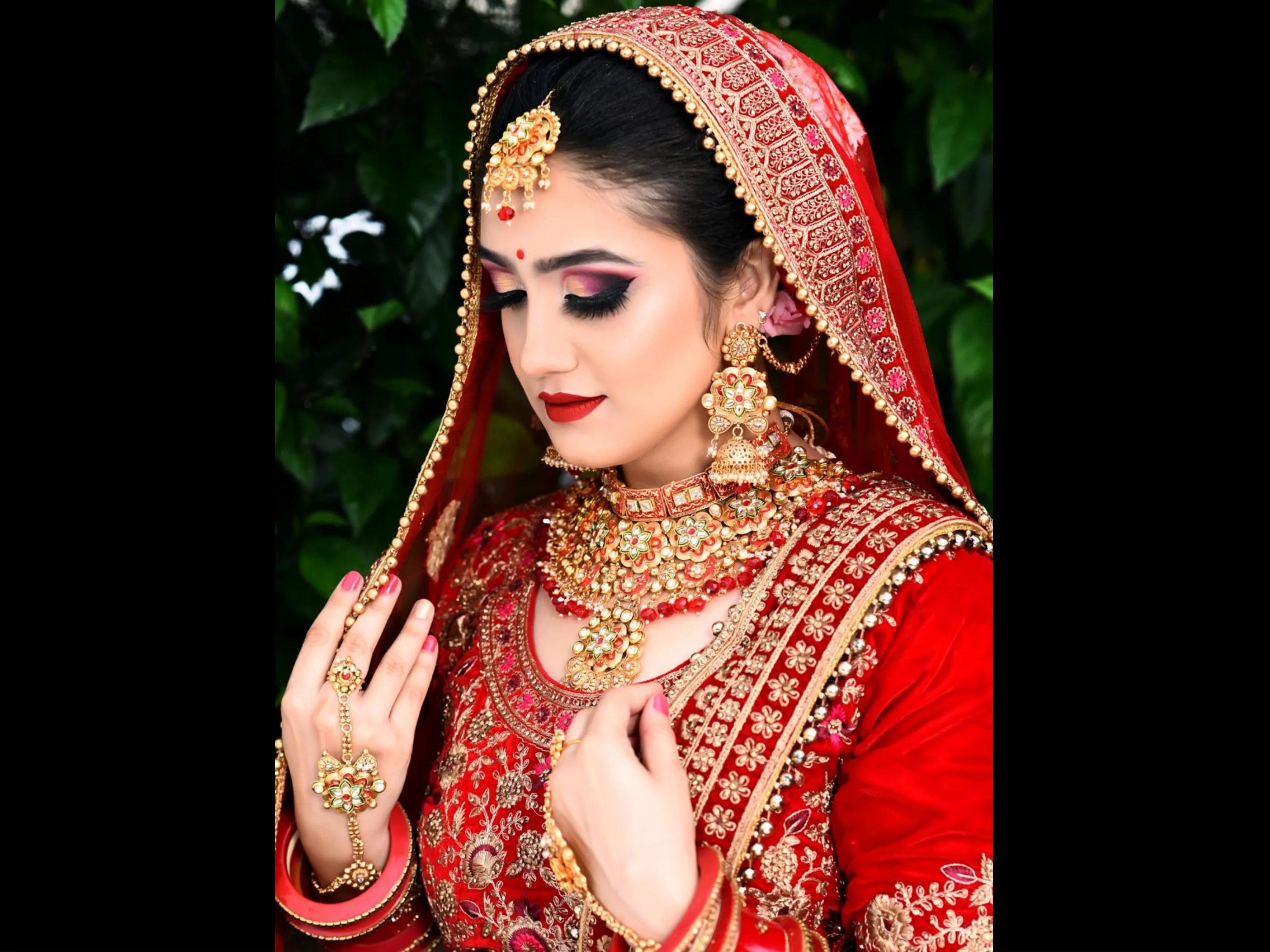 Bridal makeup look – luxurious